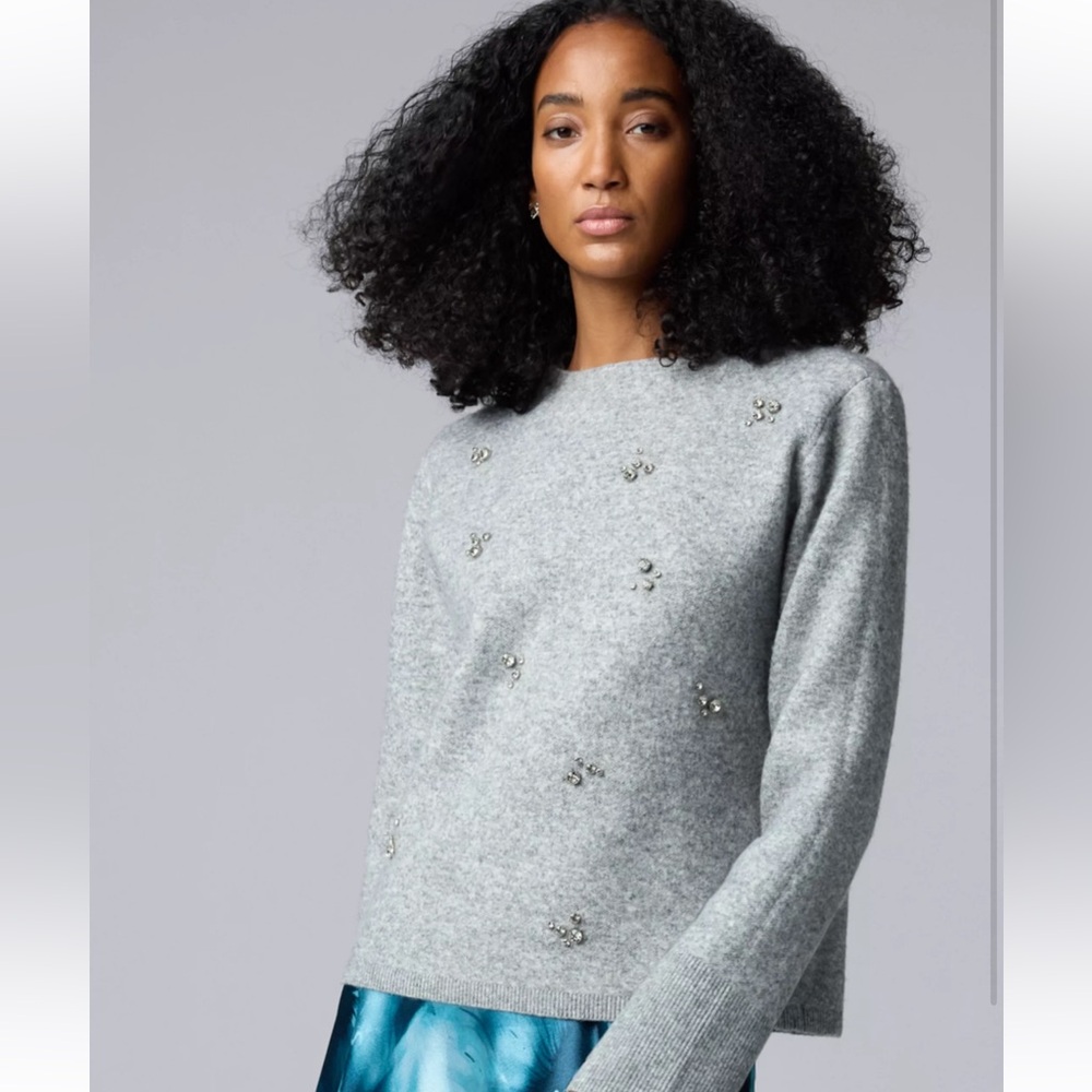 Simply Vera Vera Wang Light Gray Embellished Crewneck Sweater rhinestones beaded
